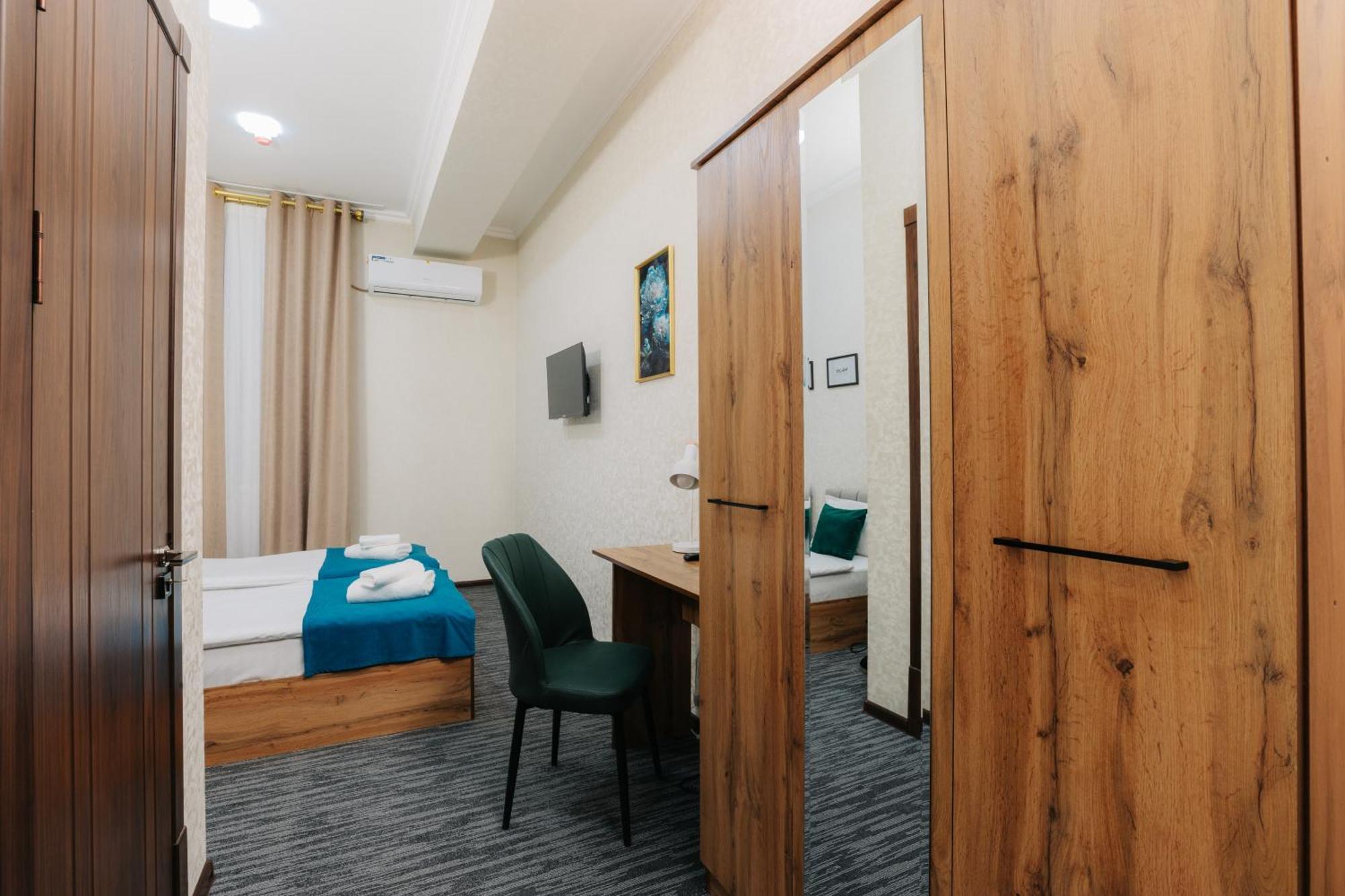 Resident Hotel ทาชเคนต์ ภายนอก รูปภาพ